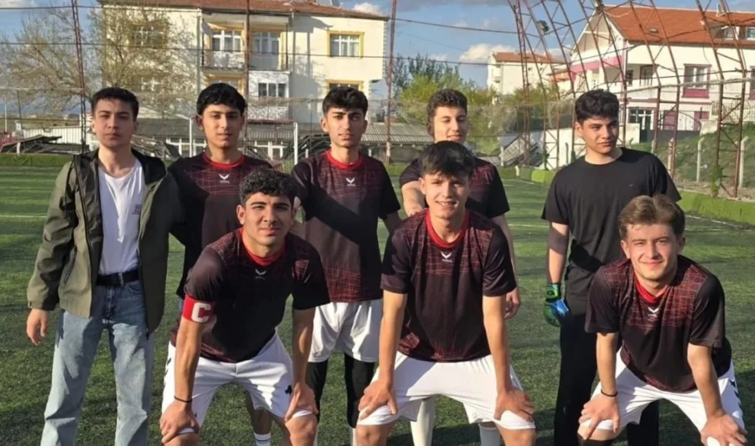 Yerköy Ülkü Ocakları İlçe Başkanlığı tarafından düzenlenen Liseler Arası Futbol