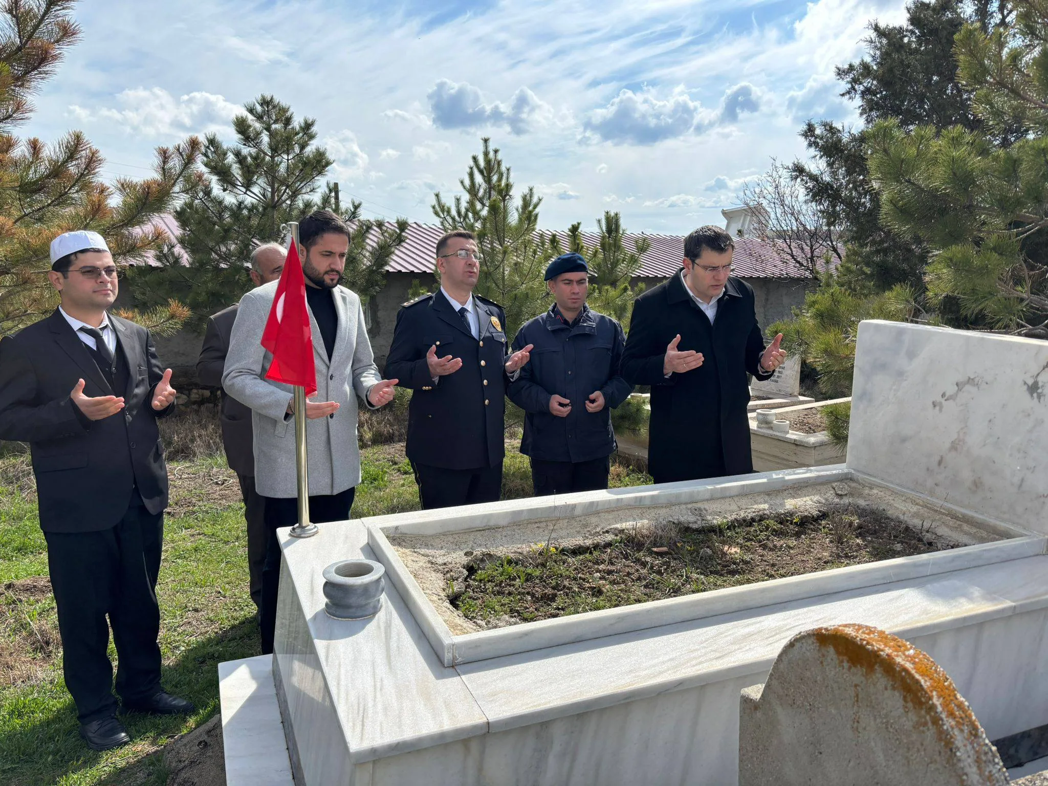 Yerköy Sosyal Hizmet Merkezi Müdürlüğü, şehitlerin şehadet yıl dönümleri dolayısıyla