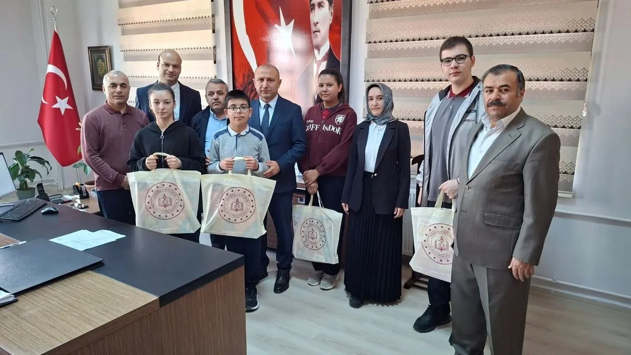 Yerköy'den dört öğrenci, Su Verimliliği Seferberliği Yarışmalarında il genelinde derece