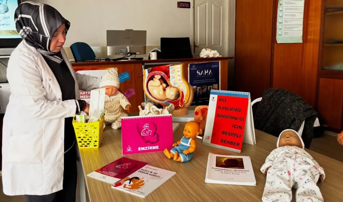 Yozgat Sağlıklı Hayat Merkezi'nde düzenlenen Bebek Akademisi eğitimleri, anne adaylarına