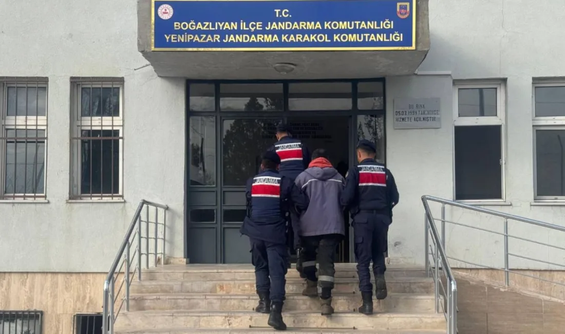 Yozgat'ta jandarma ekipleri, aranan şahıslara yönelik düzenlenen operasyonlarda biri ağır