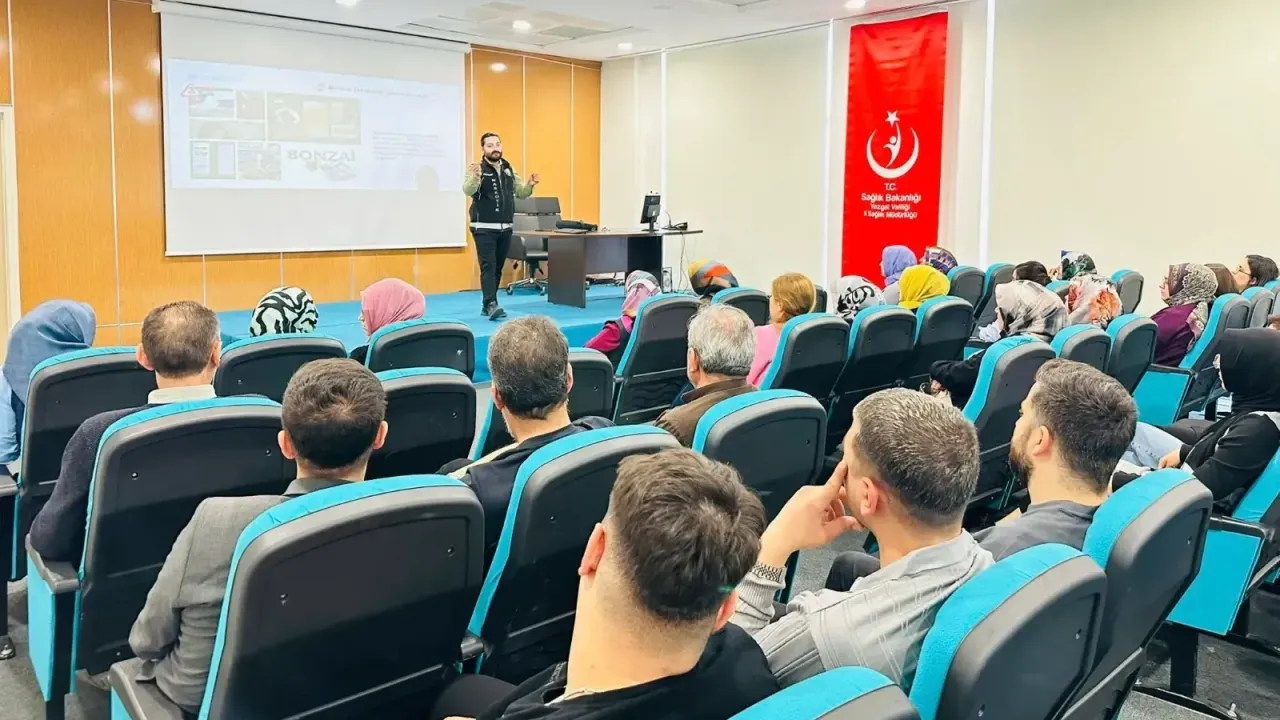 Yozgat İl Sağlık Müdürlüğü tarafından Narko Rehber eğitimi gerçekleştirildi. Eğitimde