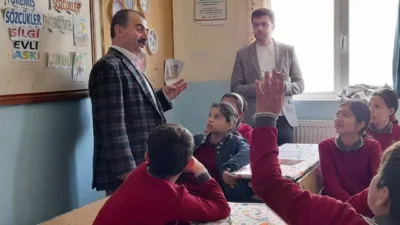 Yozgat'ın Akdağmadeni ilçesinde, öğrenciler bilimle tanışma fırsatı buldu.