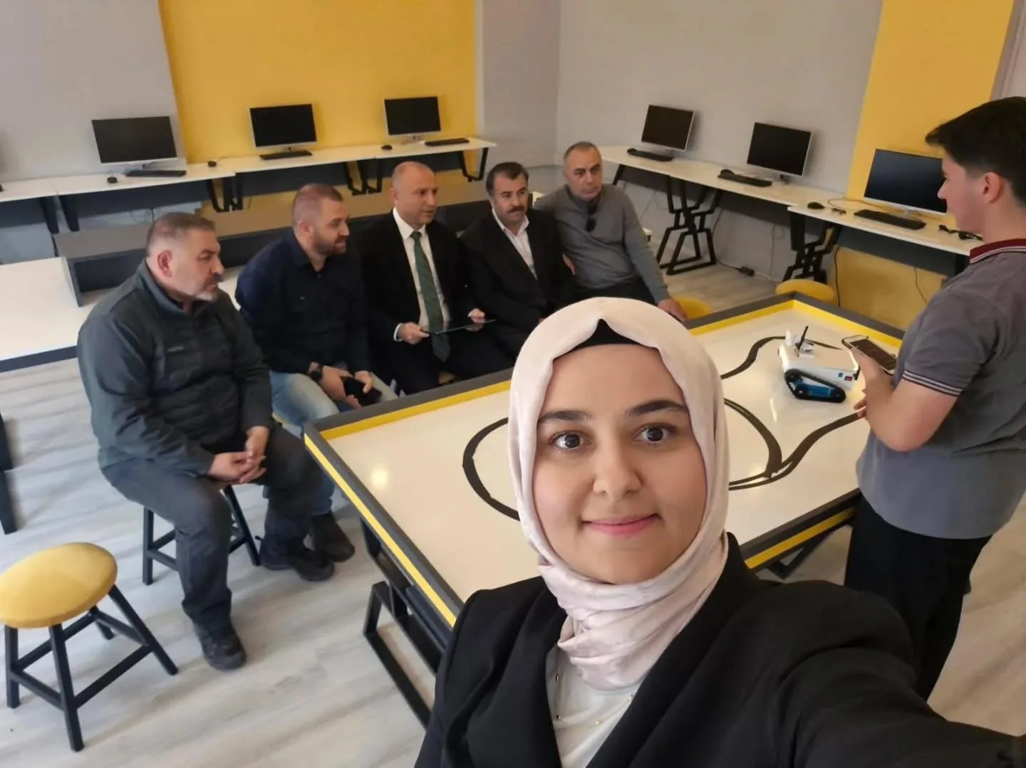 Yozgat’ın Yerköy ilçesinde lise öğrencisi Efendi Açıkgöz, geliştirdiği "DERMAN: Enkaz