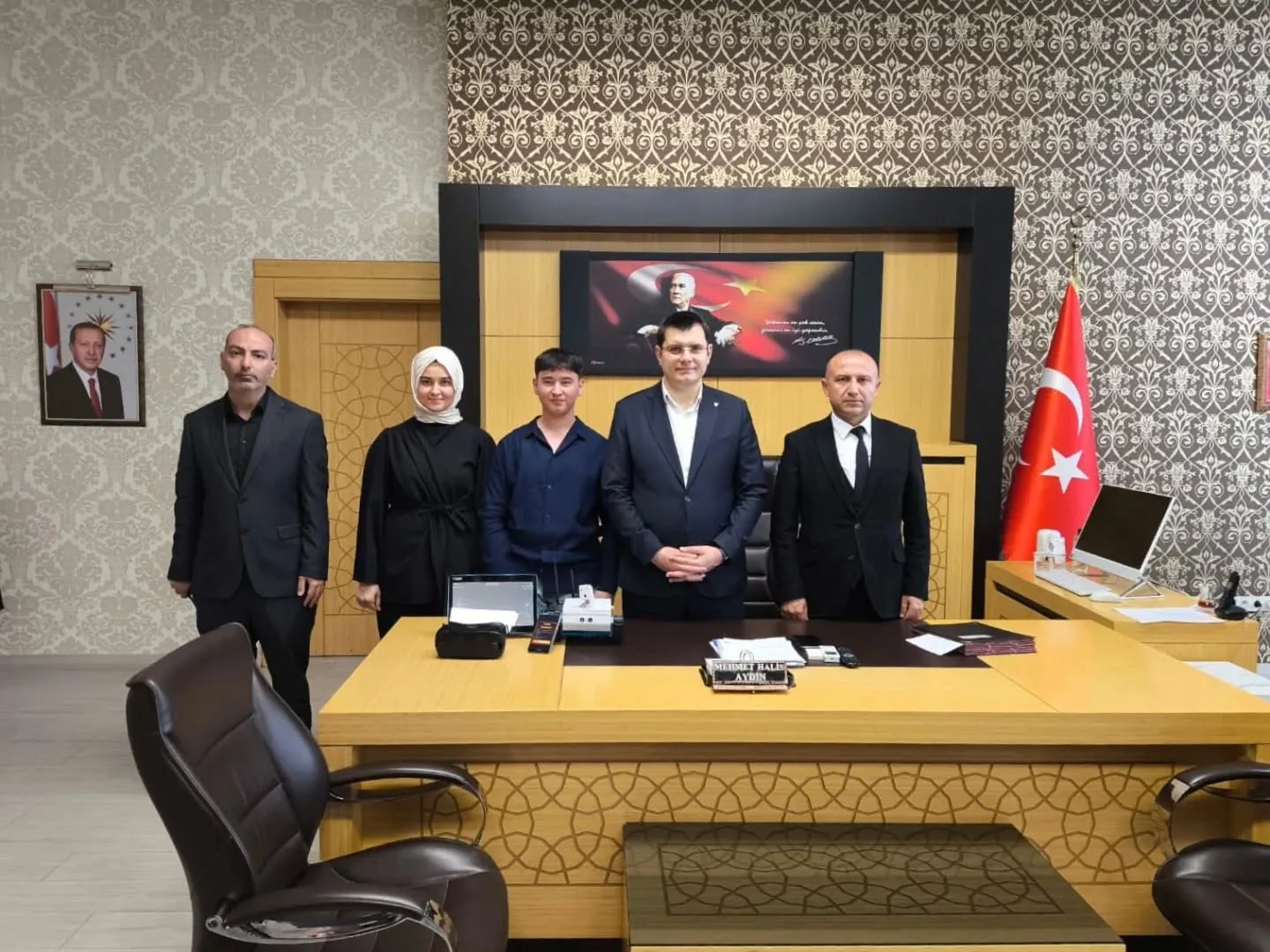 Rabia Koyunbaşoğlu Anadolu Lisesi öğrencisi Efendi Açıkgöz, geliştirdiği “Derman: İnsansız
