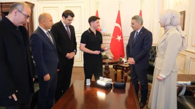 Yerköy’de 11. sınıf öğrencisi Efendi Açıkgöz’ün geliştirdiği “Derman” projesi, 2026