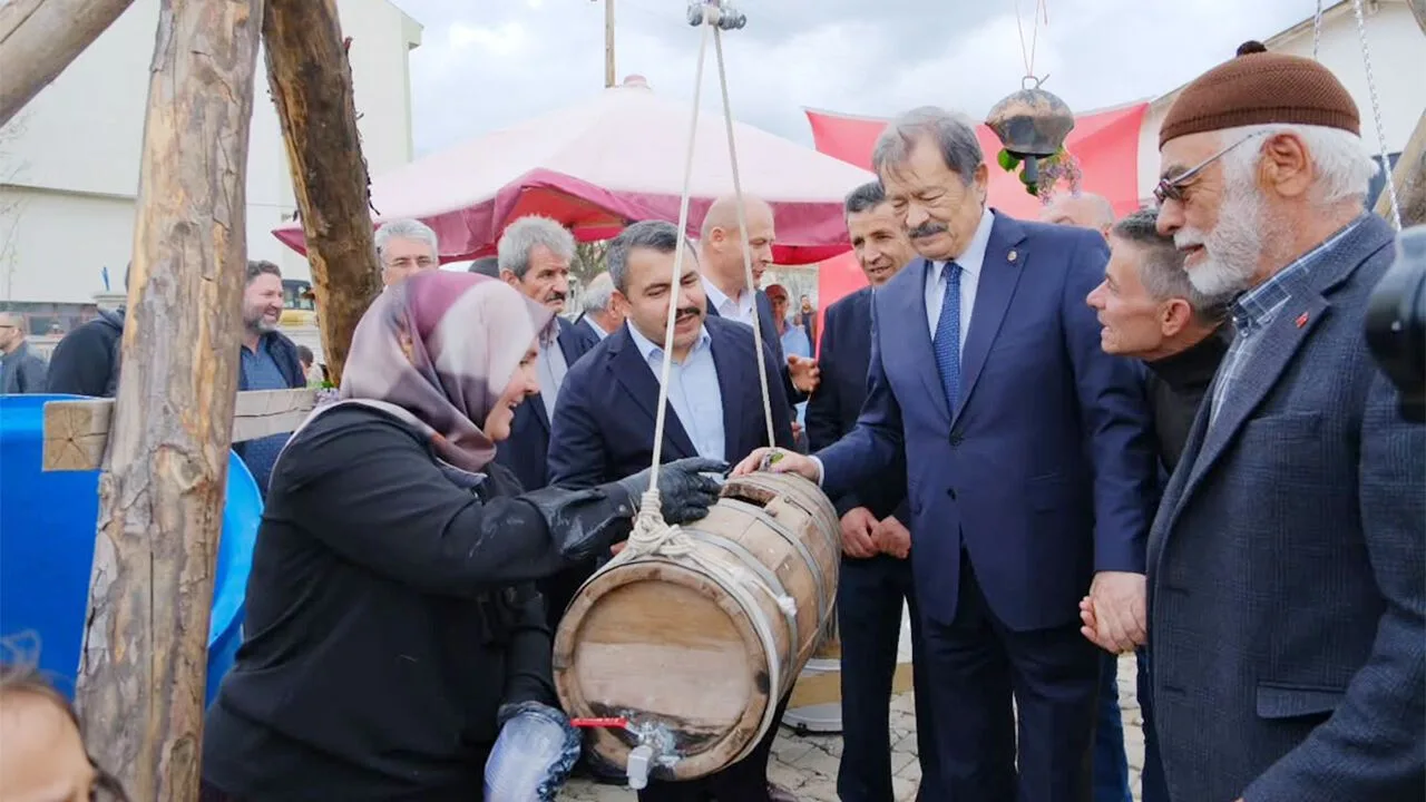 Akdağmadeni'nde Hıdırellez Şenliği Düzenlendi