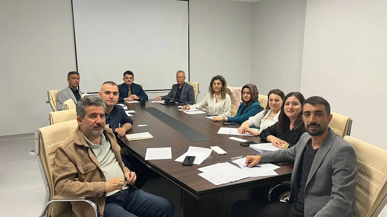 Çiçekdağı Devlet Hastanesi ve Mucur İlçe Devlet Hastanesi yöneticileri, aylık