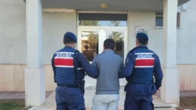 Yozgat İl Jandarma Komutanlığı, farklı ilçelerde çeşitli suçlardan aranan 4