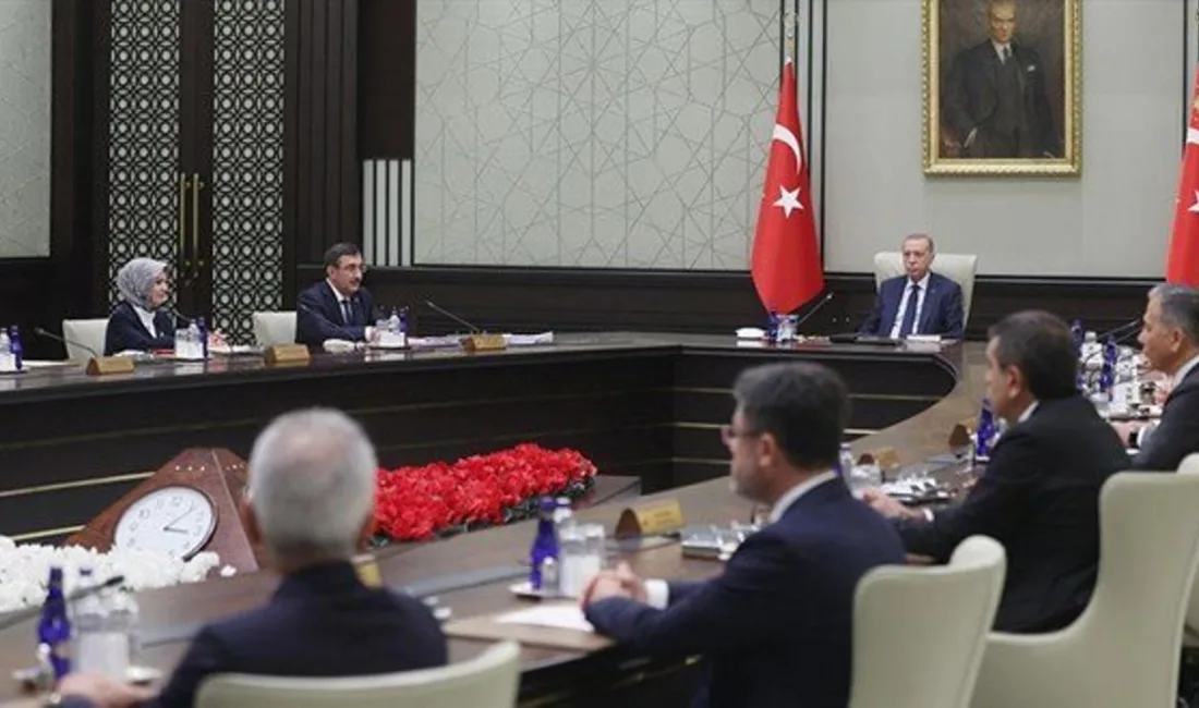 Cumhurbaşkanlığı Kabinesi, Beştepe'de toplanarak Ortadoğu, ekonomi ve terörle mücadele konularını