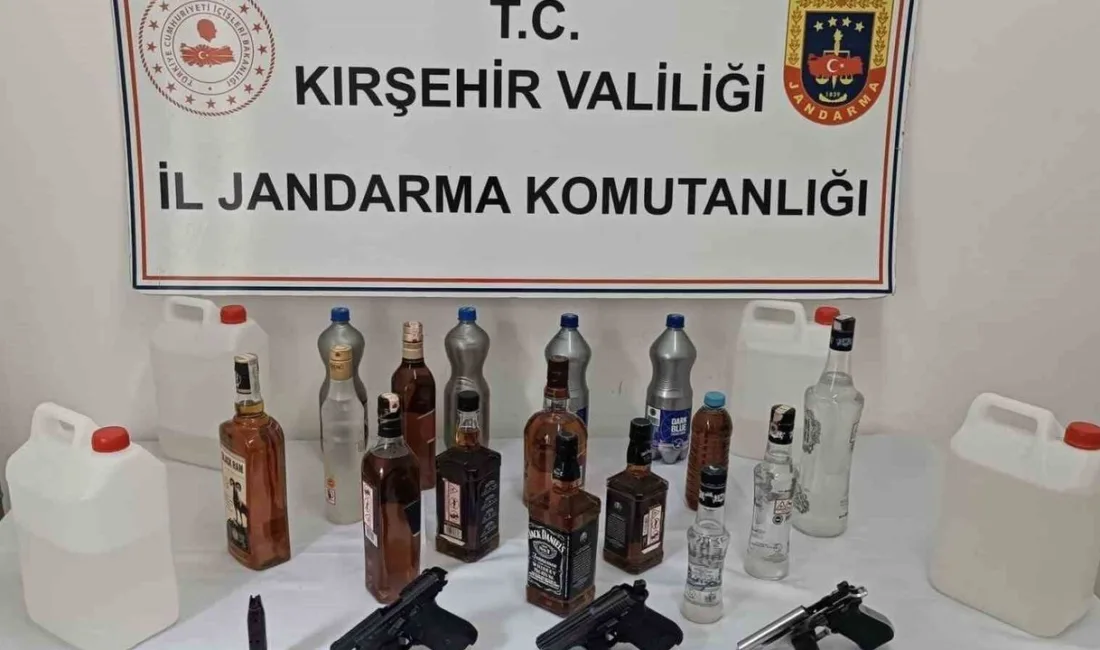 Kırşehir'in Çiçekdağı ilçesinde jandarma ekipleri, düzenledikleri operasyonda 45 litre kaçak