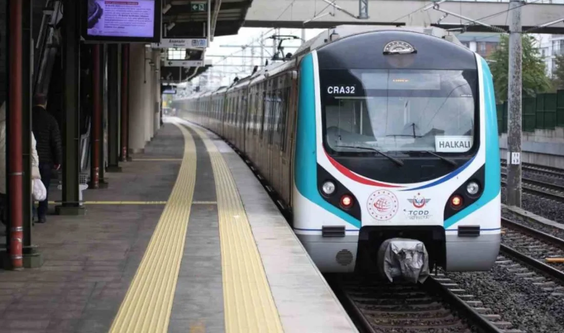 İstanbul'un simgelerinden Marmaray, yolcu talebine yanıt vererek önemli bir yenilik