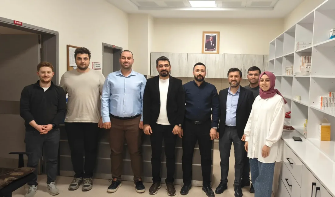 Yerköy Devlet Hastanesi yönetimi, Eczacılar Günü dolayısıyla hastanede görev yapan