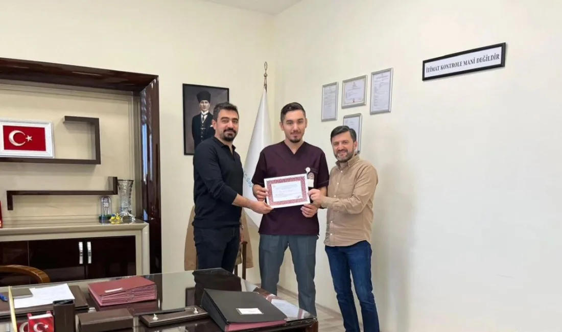 Yerköy Devlet Hastanesi'nde temizlik personeli Yasin Kurt, özverili çalışmaları nedeniyle