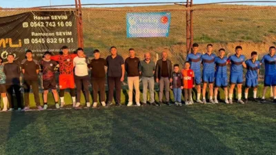 Yerköy Ülkü Ocakları tarafından düzenlenen liseler arası futbol turnuvasında yarı