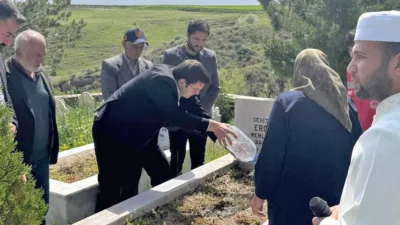 Yozgat'ın Yerköy ilçesinde, şehitlerin sene-i devriyeleri dolayısıyla anma etkinliği gerçekleştirildi.