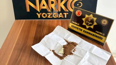 Yozgat'ın Yerköy ilçesinde, polis ekipleri tarafından durdurulan şahısların üzerinde sentetik
