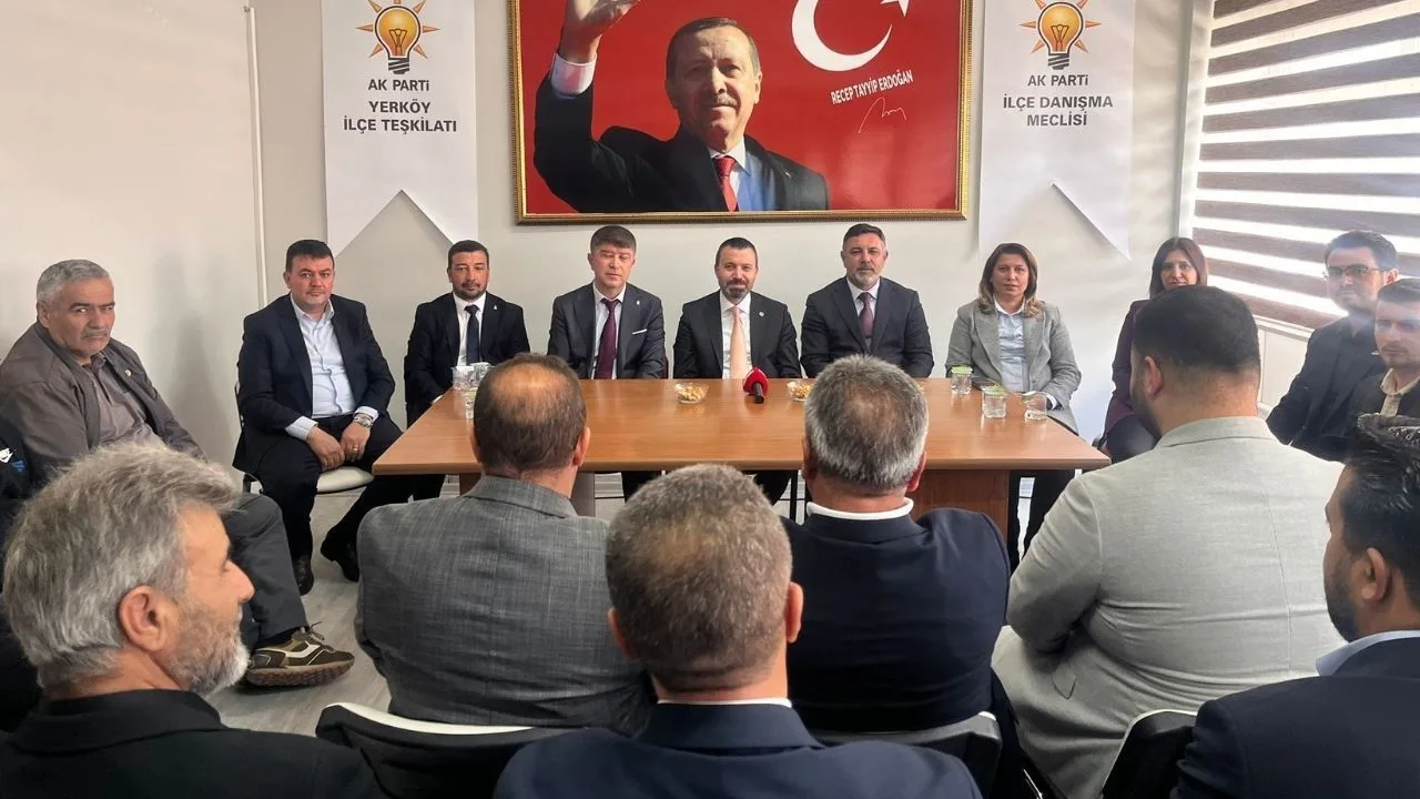 AK Parti Yozgat Milletvekili Süleyman Şahan, Yerköy ilçesinde düzenlenen İlçe