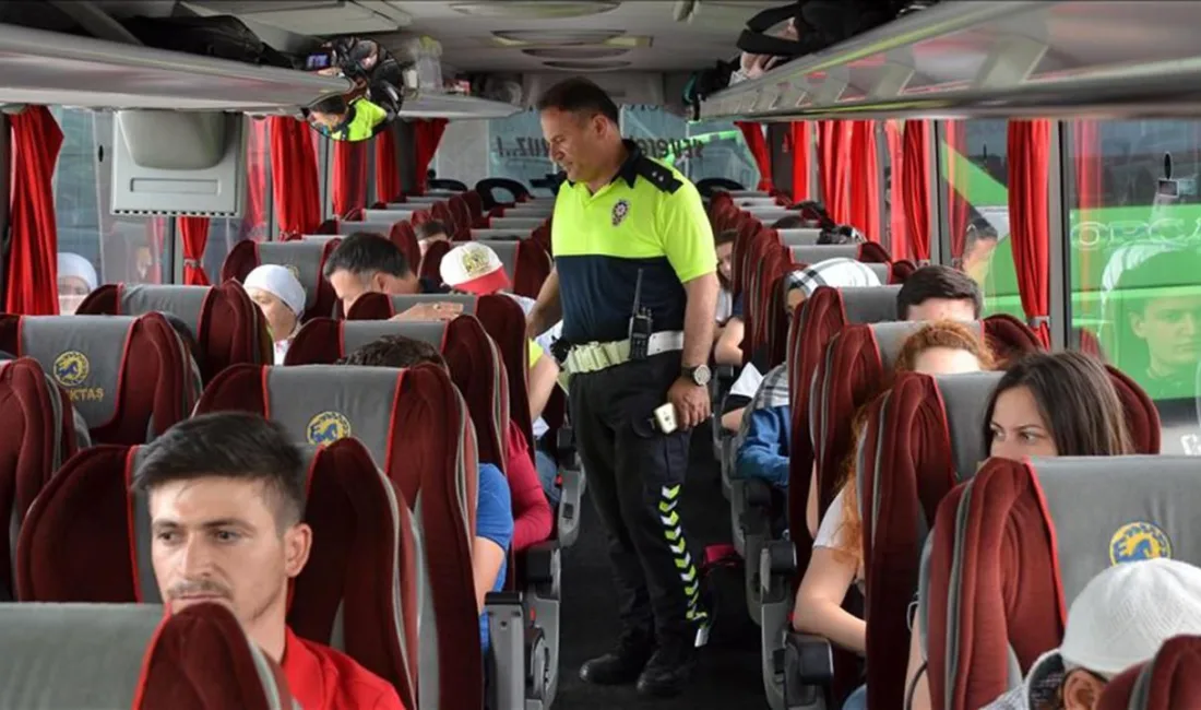 Yozgat Valiliği, otobüslerde emniyet kemeri kullanımının önemine dikkat çekerek, yolcuları