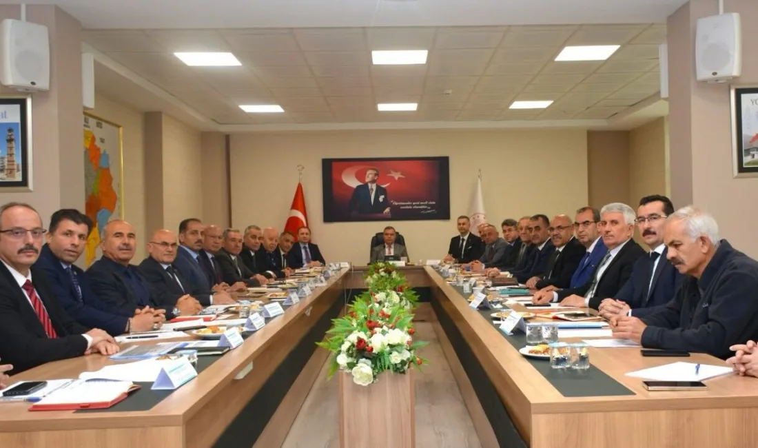 Yozgat İl Milli Eğitim Müdürü İsmail Altınkaynak başkanlığında, ilçe müdürleri