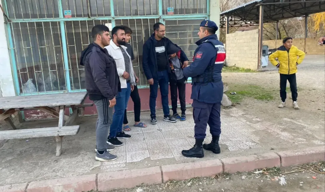 Yozgat İl Jandarma Komutanlığı ekipleri, 27 uygulama noktasında yaptığı denetimlerde