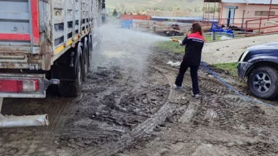 Yozgat'ta Kurban Bayramı öncesi kurbanlık hayvan sevklerine yönelik denetimler sıkılaştırıldı.