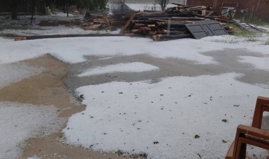 Yozgat'ın Yerköy ve Şefaatli ilçelerinde etkili olan sağanak yağış ve
