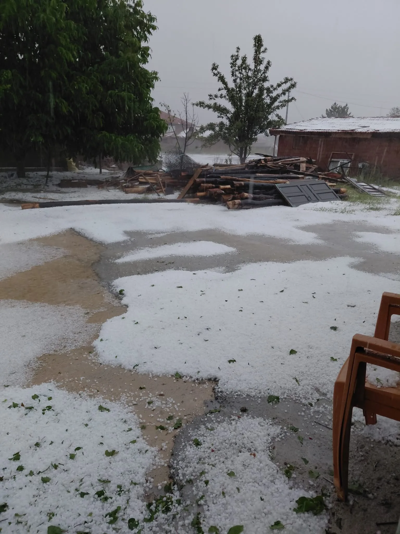 Yozgat'ta Sağanak Yağış ve Dolu Nedeniyle Sel Olayı