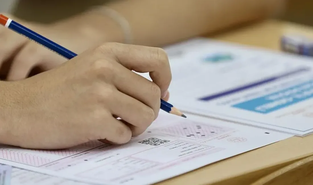Yükseköğretim Kurumları Sınavı'nın (YKS) soru kitapçıkları ve cevap anahtarları ÖSYM'nin