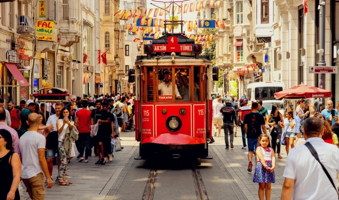 Türkiye’ye göç edenlerin sayısı, bir önceki yıla göre yüzde 25,2