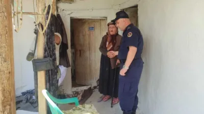 Yozgat'ın Yerköy ilçesinde yalnız yaşayan 83 yaşındaki Fethiye Mertcan'ın yardım
