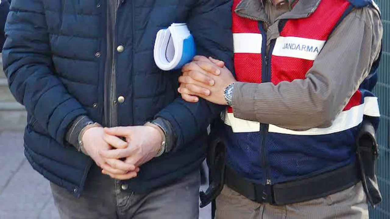 Yozgat'ta Aranan İki Şahıs Jandarma Tarafından Yakalandı