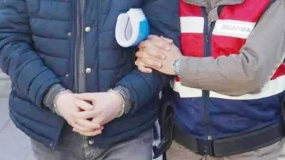 Yozgat İl Jandarma Komutanlığı, aranan şahısların yakalanması için yürüttüğü çalışmalarda,
