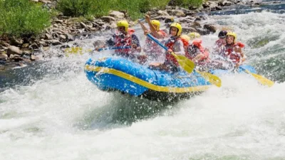 Yozgat Valiliği, Çekerek ilçesinde rafting faaliyetlerine ilişkin bilgi paylaştı.