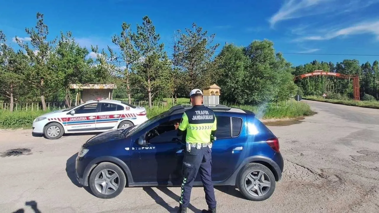 Yozgat'ta Sürücü Belgesiz Araç Kullanan İki Kişiye 160 Bin TL Ceza