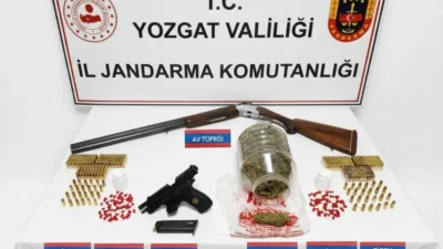 Yerköy'de jandarma ekiplerinin düzenlediği operasyonda uyuşturucu madde, ruhsatsız silah ve