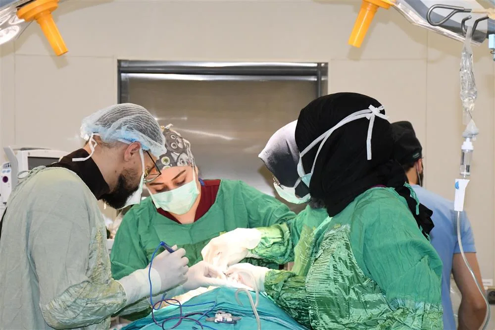 Yozgat Şehir Hastanesi'nde Başarılı Kanser Ameliyatı! 78 Yaşındaki Hasta Sağlığına Kavuşuyor