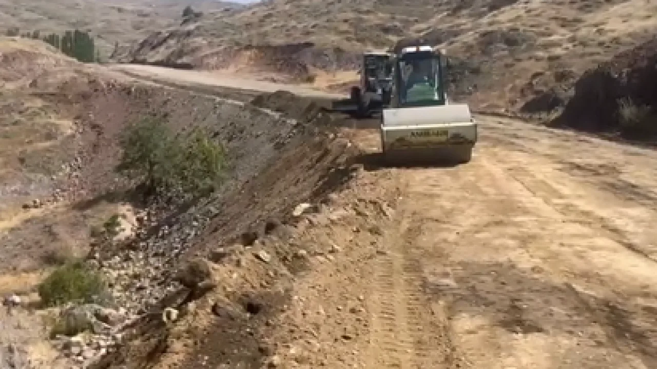 Yozgat İl Özel İdaresi, Akdağmadeni ilçesine bağlı Demirşeyh köy yolunda