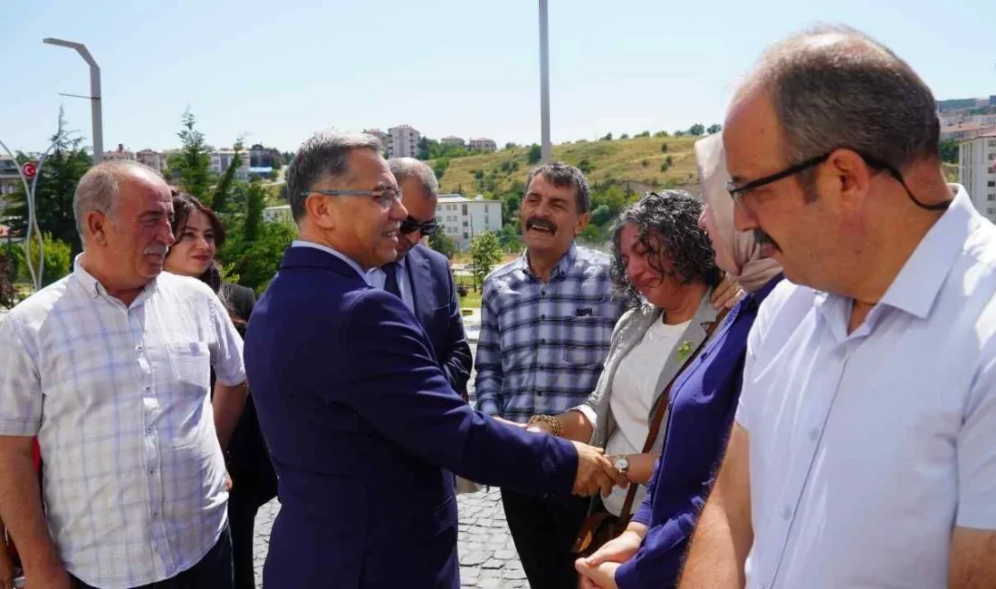 Yozgat İl Milli Eğitim Müdürü İsmail Altınkaynak, Afyonkarahisar'a atanmasının ardından