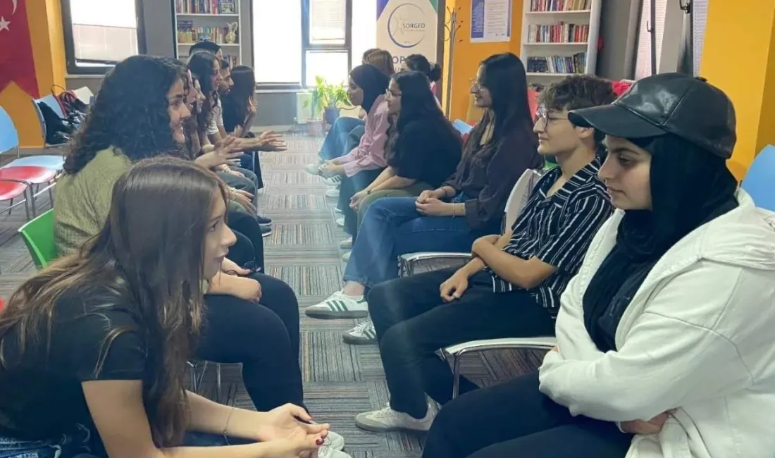 Yozgat'ın Sorgun ilçesinde faaliyet gösteren SORGED, yaz dönemi İngilizce kurslarına