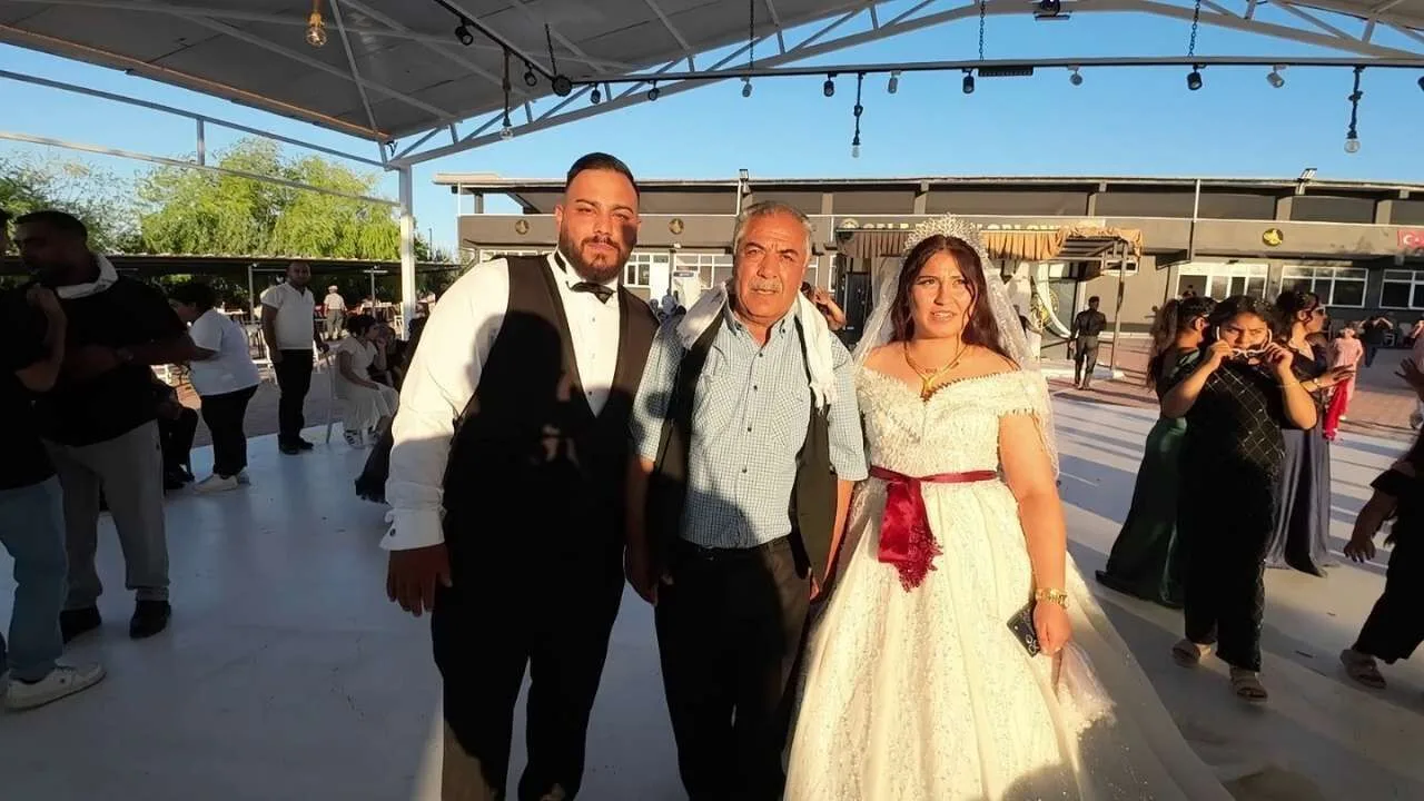 Yozgat'ın Yerköy ilçesinde Sıla ve Can çiftinin düğününde Abdal kültürü
