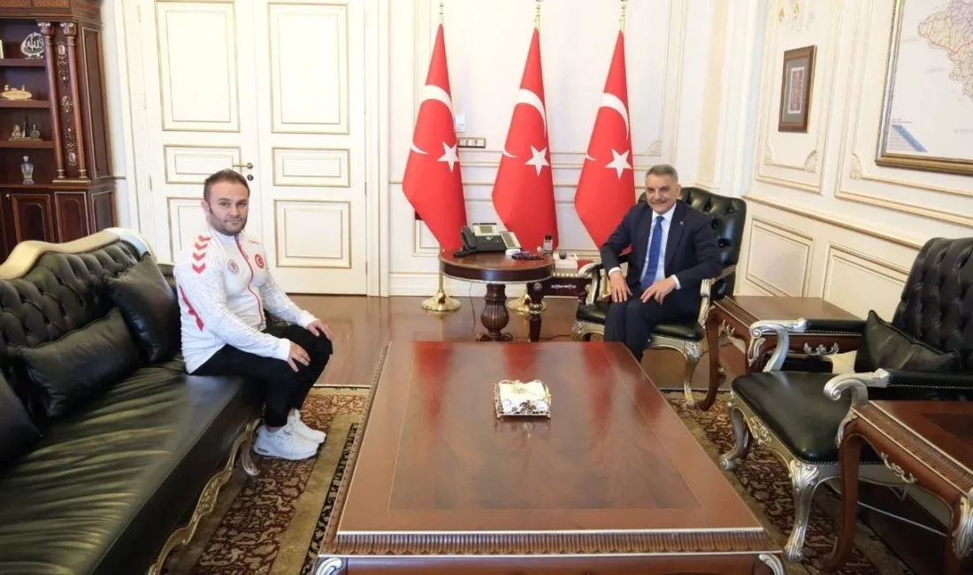 Yozgat Boks İl Temsilcisi Gültekin Aslan, Trabzon'da düzenlenecek U15 Avrupa