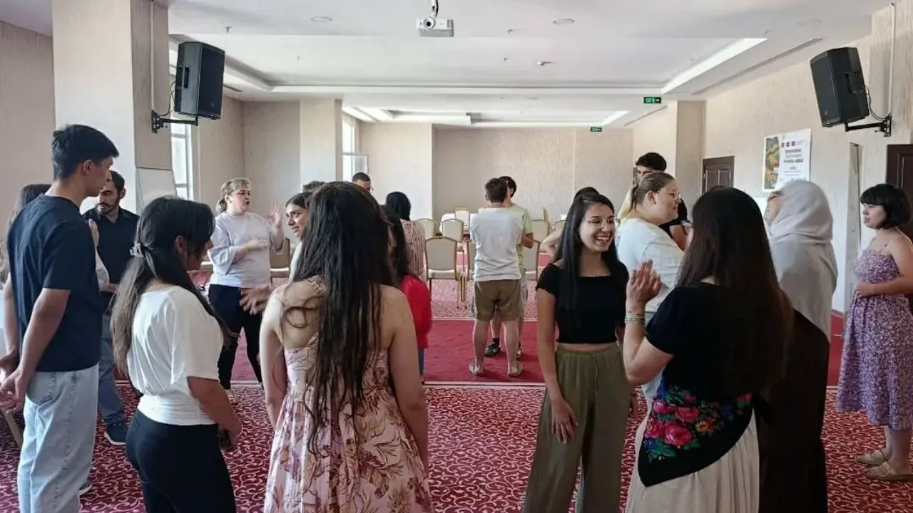 Yozgat'ın Sorgun ilçesinde, Türkiye, Azerbaycan, Bulgaristan, Hırvatistan, Romanya, İspanya ve