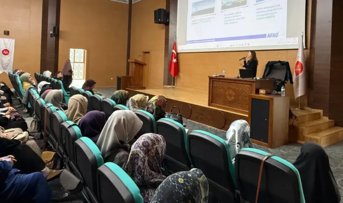 Yozgat Şehit İbrahim Yılmaz Dini İhtisas Merkezi personeline, AFAD Yozgat
