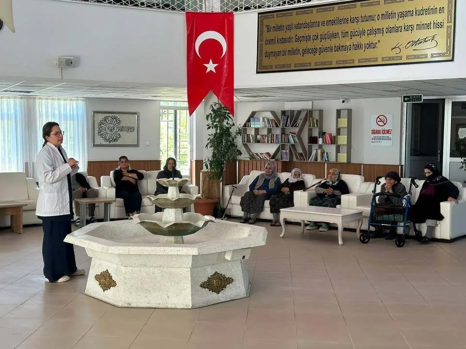 Yozgat'ta Huzurevi Sakinlerine Sağlıklı Yaşam Eğitimi Verildi