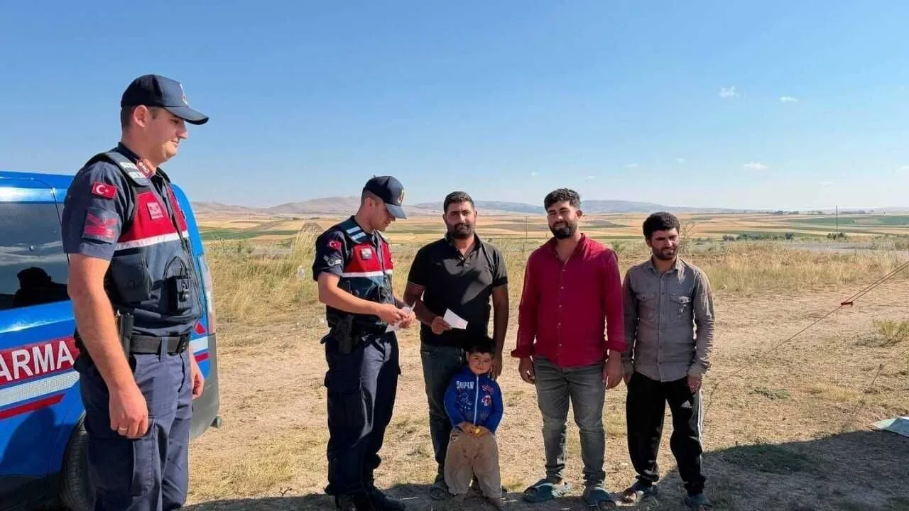 Yozgat'ta Jandarma, Yangın Riskine Karşı Bilgilendirme Yaptı