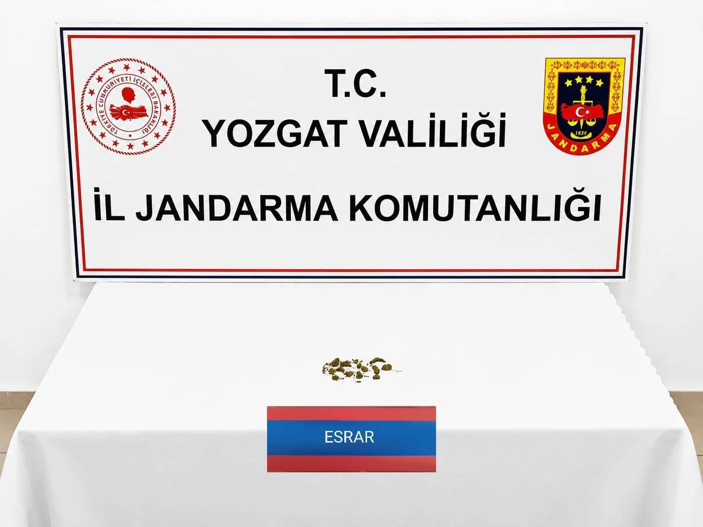 Yozgat'ta Uyuşturucu Operasyonu: 10,2 Gram Esrar Ele Geçirildi