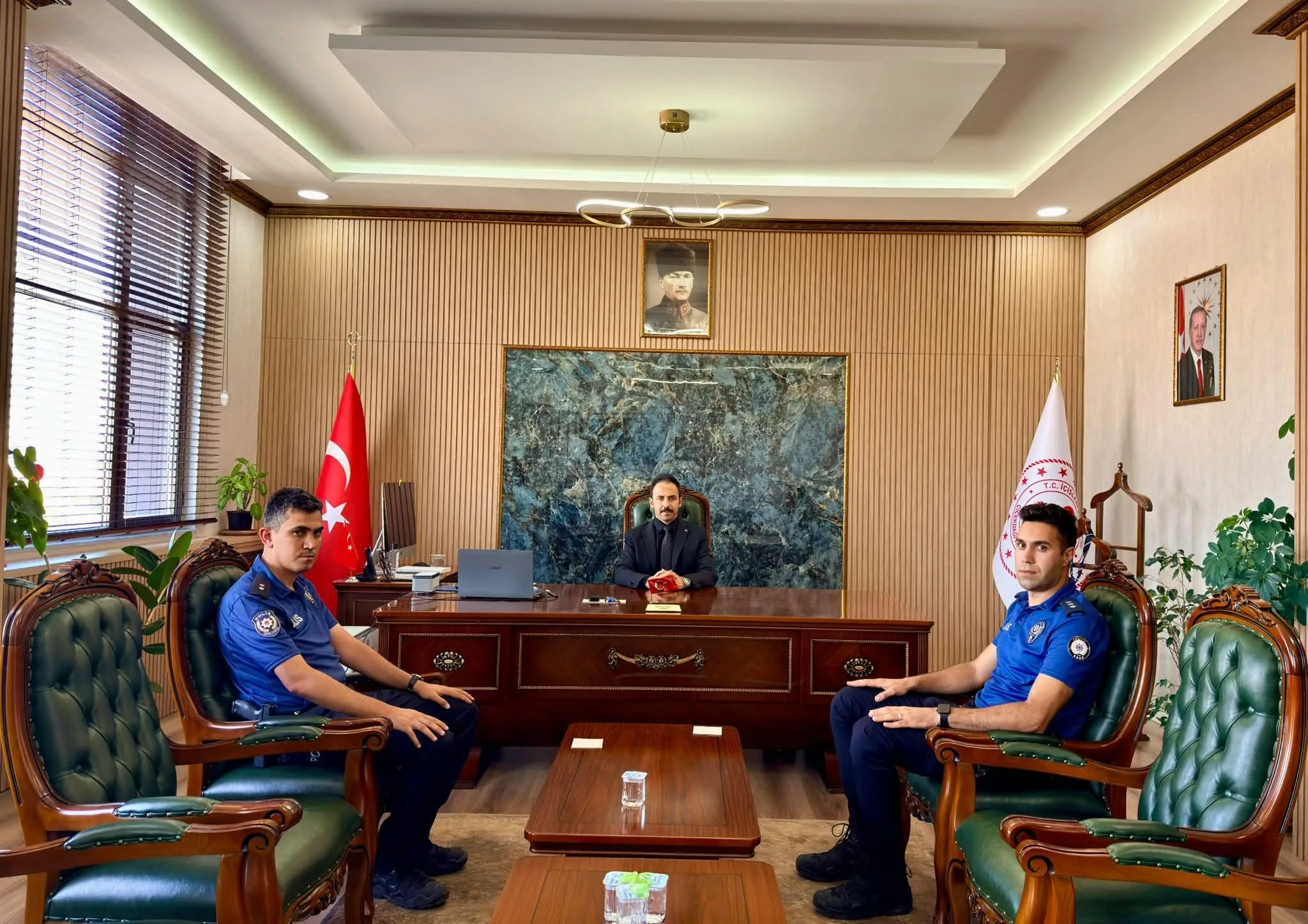 Çiçekdağı İlçe Emniyet Amirliği görevine atanan Başkomiser Fatih Şimşek, Kaymakam