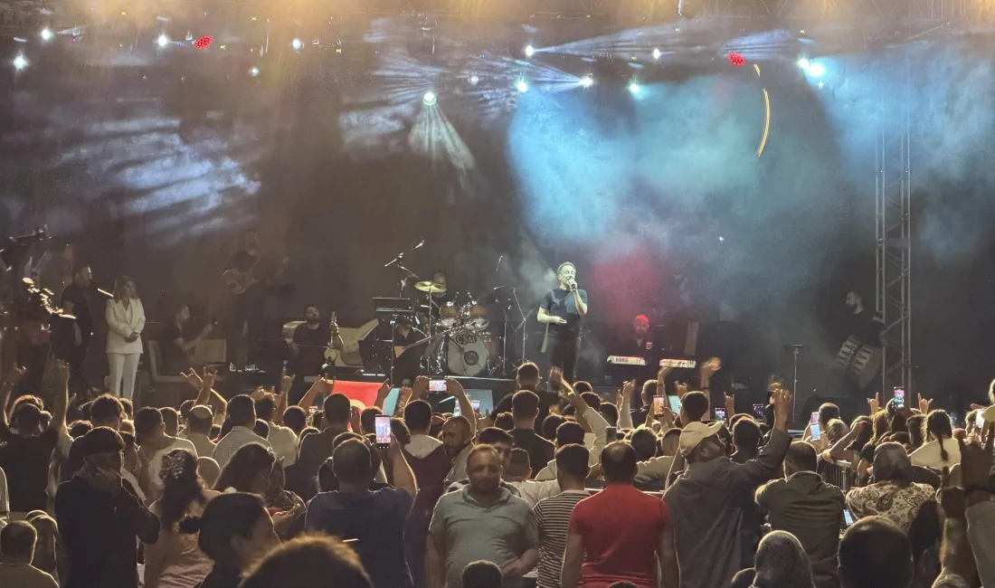 Çiçekdağı Belediyesi tarafından düzenlenen 8. Geleneksel Bulgur Festivali, usta sanatçı