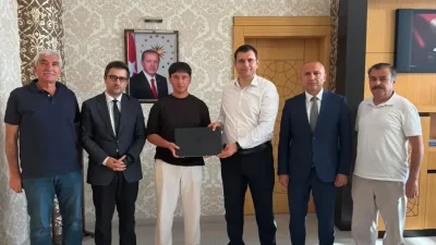 Yerköy Rabia Koyunbaşoğlu Anadolu Lisesi öğrencisi Efendi Açıkgöz’ün geliştirdiği “Derman: